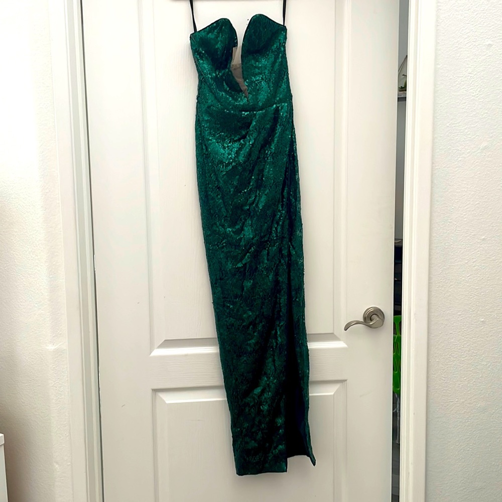 Michael Costello x Revolve Jake Emerald Green Sequin Gown. Size XS.